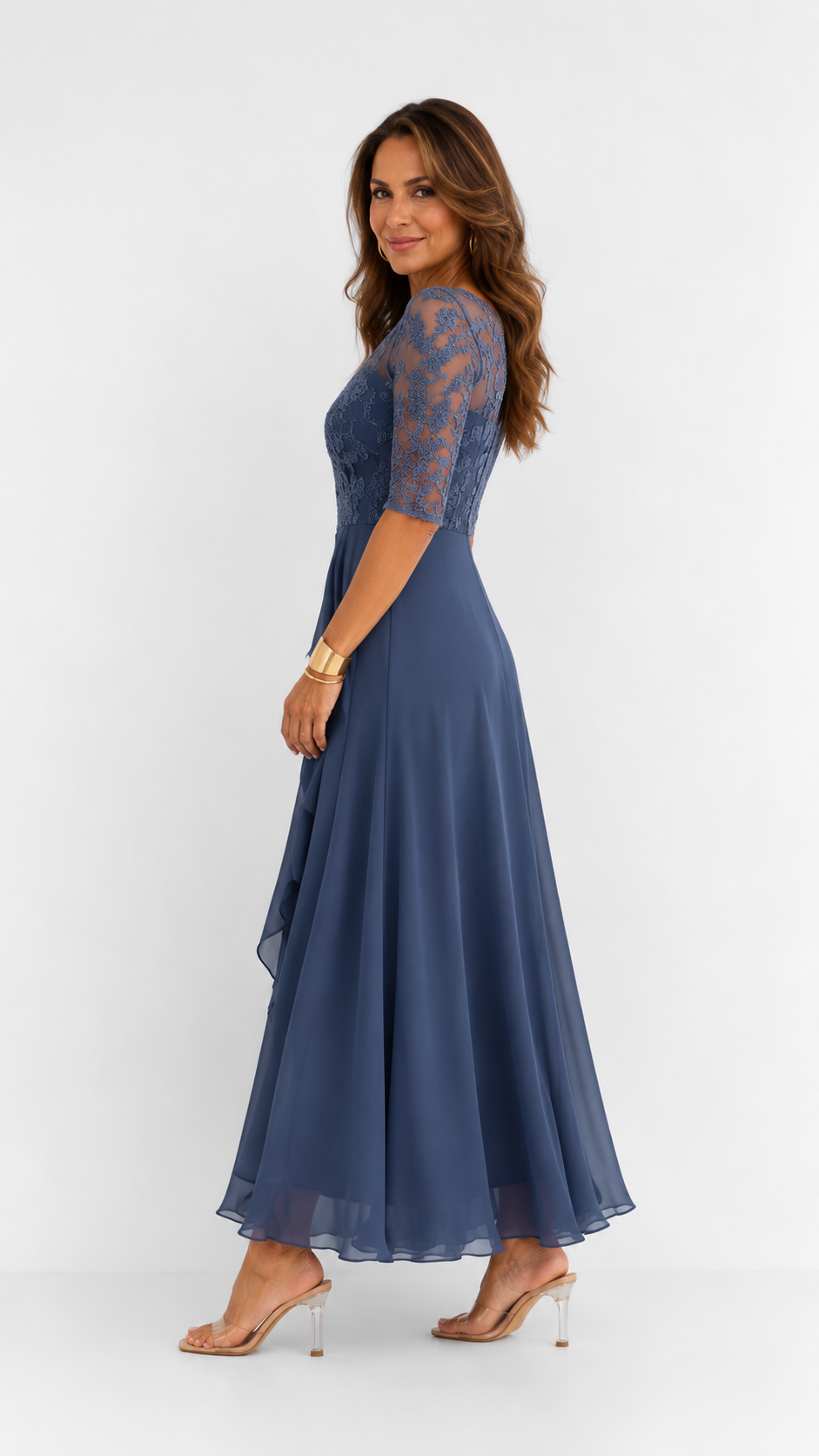 Vestido midi elegante con detalles de encaje