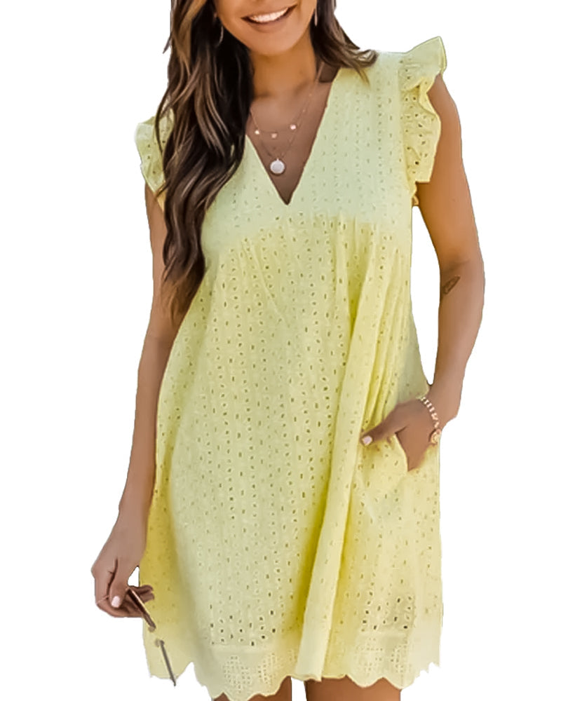 Vestido corto de encaje con volantes