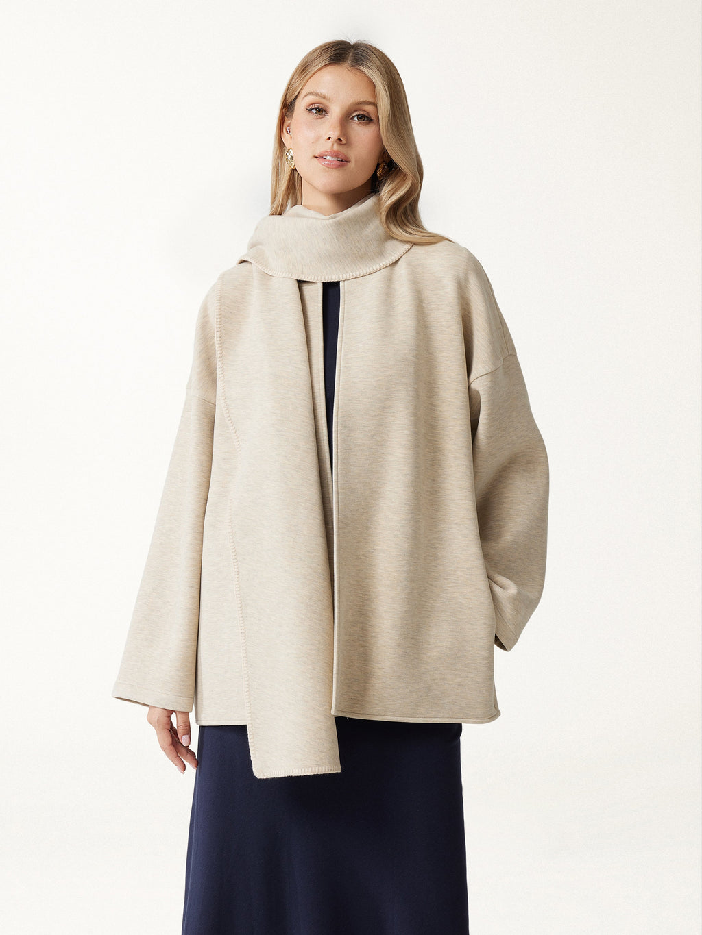 Alba™ | Abrigo convertible con cuello bufanda y bolsillos