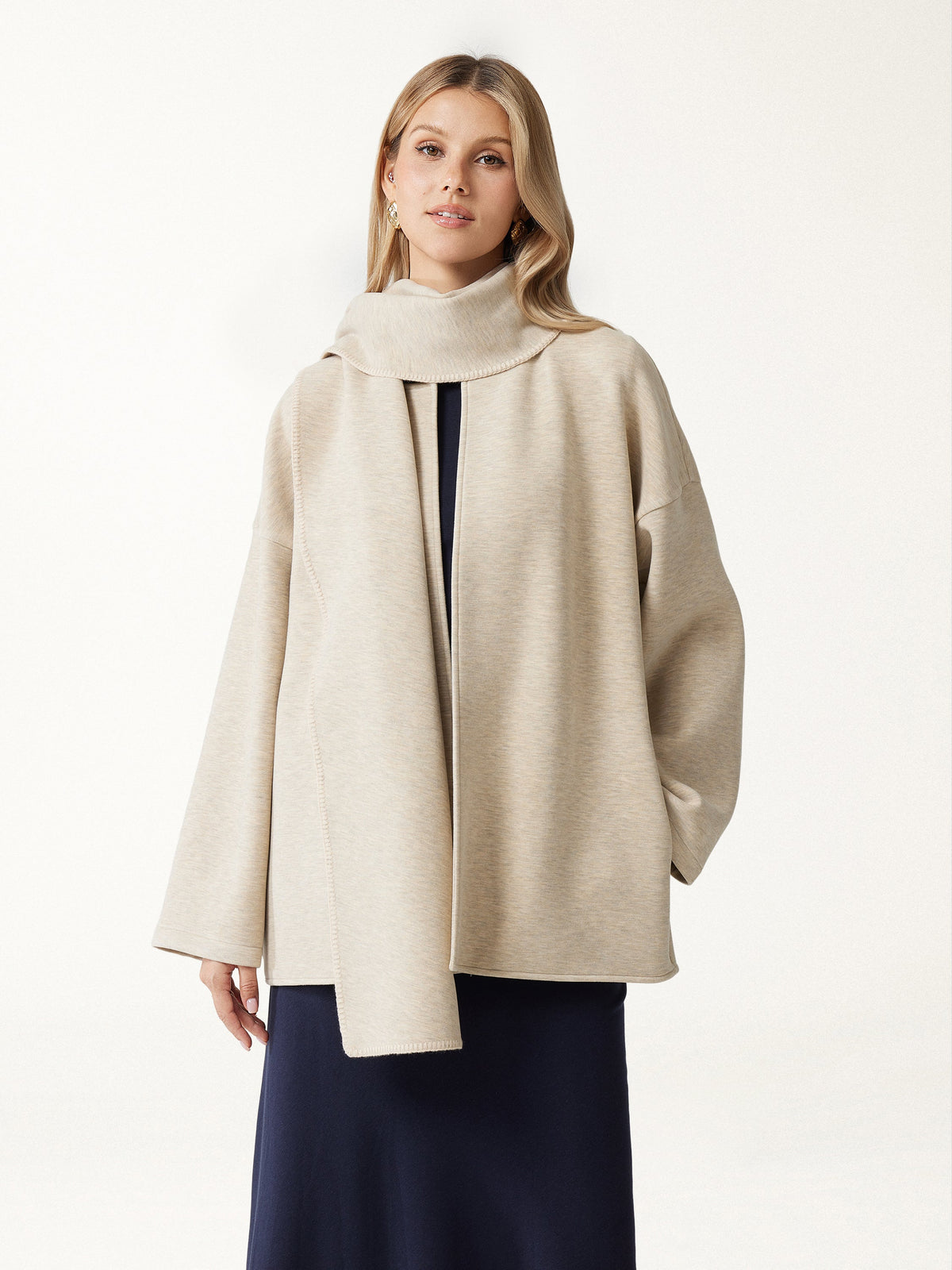 Alba™ | Abrigo convertible con cuello bufanda y bolsillos