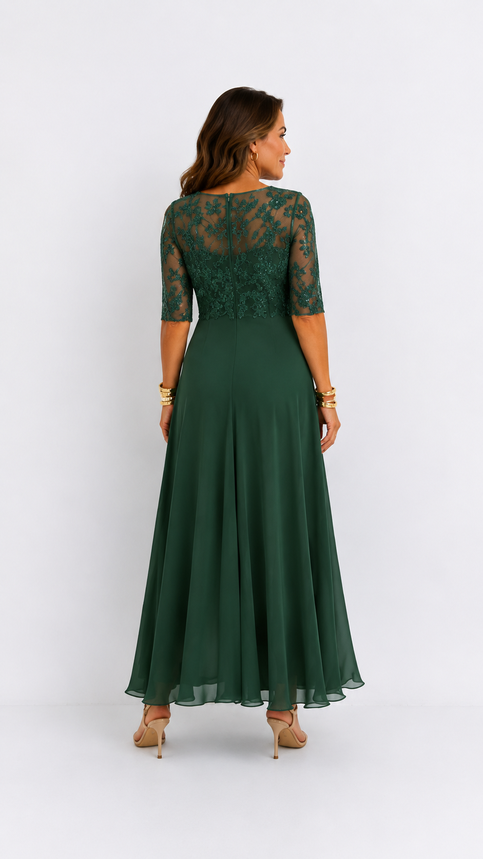Vestido midi elegante con detalles de encaje