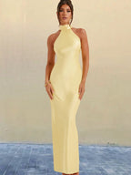 Carlota - Elegante vestido largo de satén con escote halter