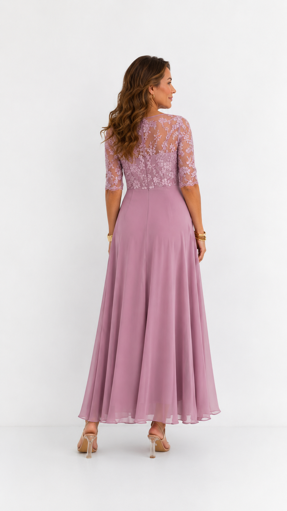 Vestido midi elegante con detalles de encaje