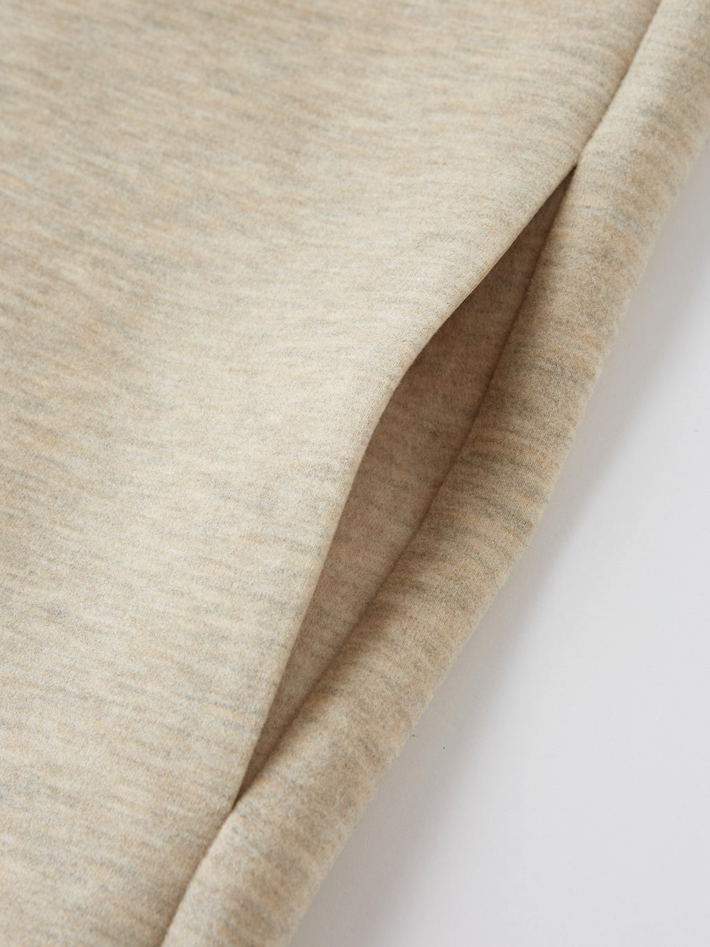Alba™ | Abrigo convertible con cuello bufanda y bolsillos