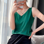 Cecilia™ | Top drapeado sin mangas con cuello pico