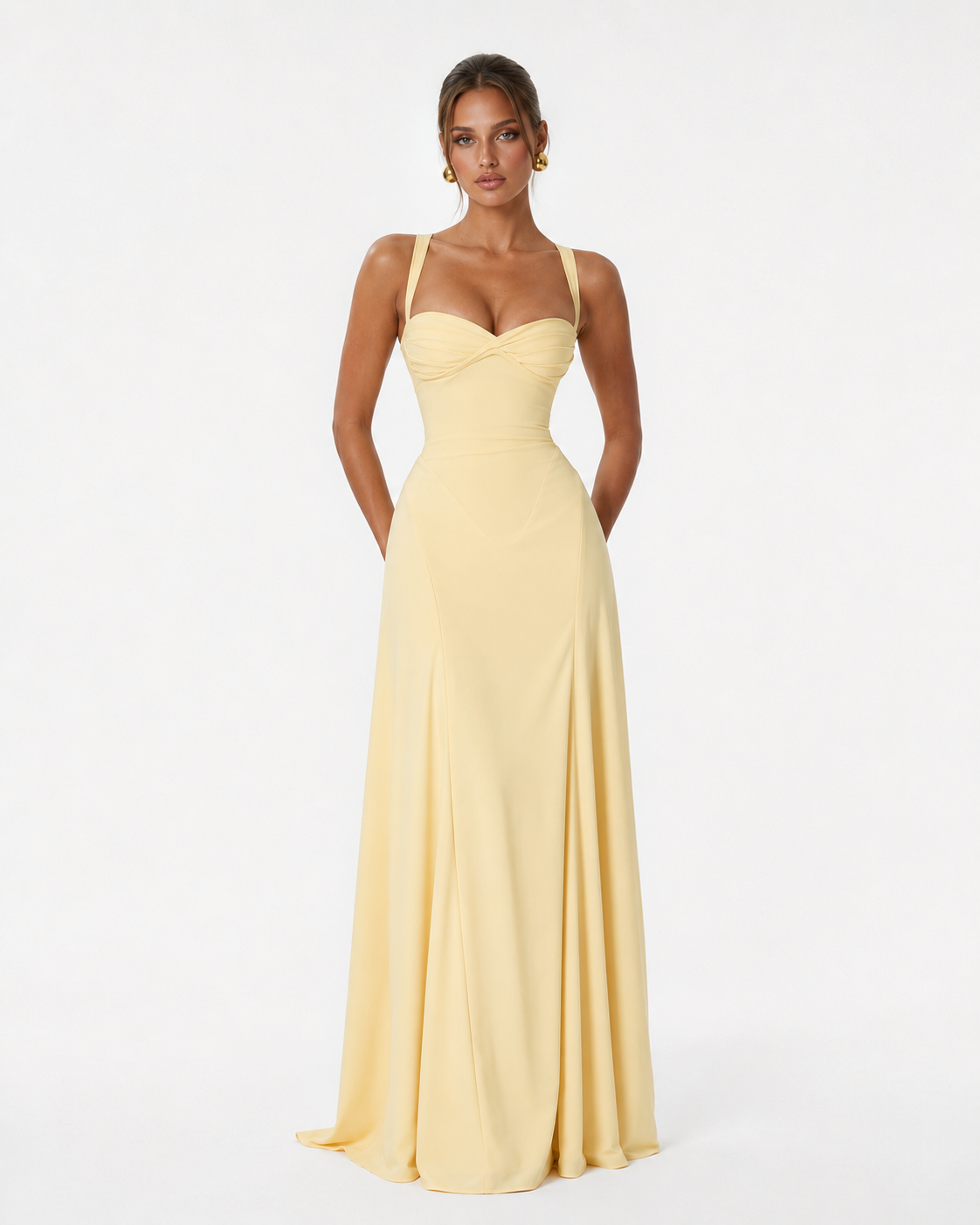 Vestido largo con corsé, escote corazón y espalda de cordones