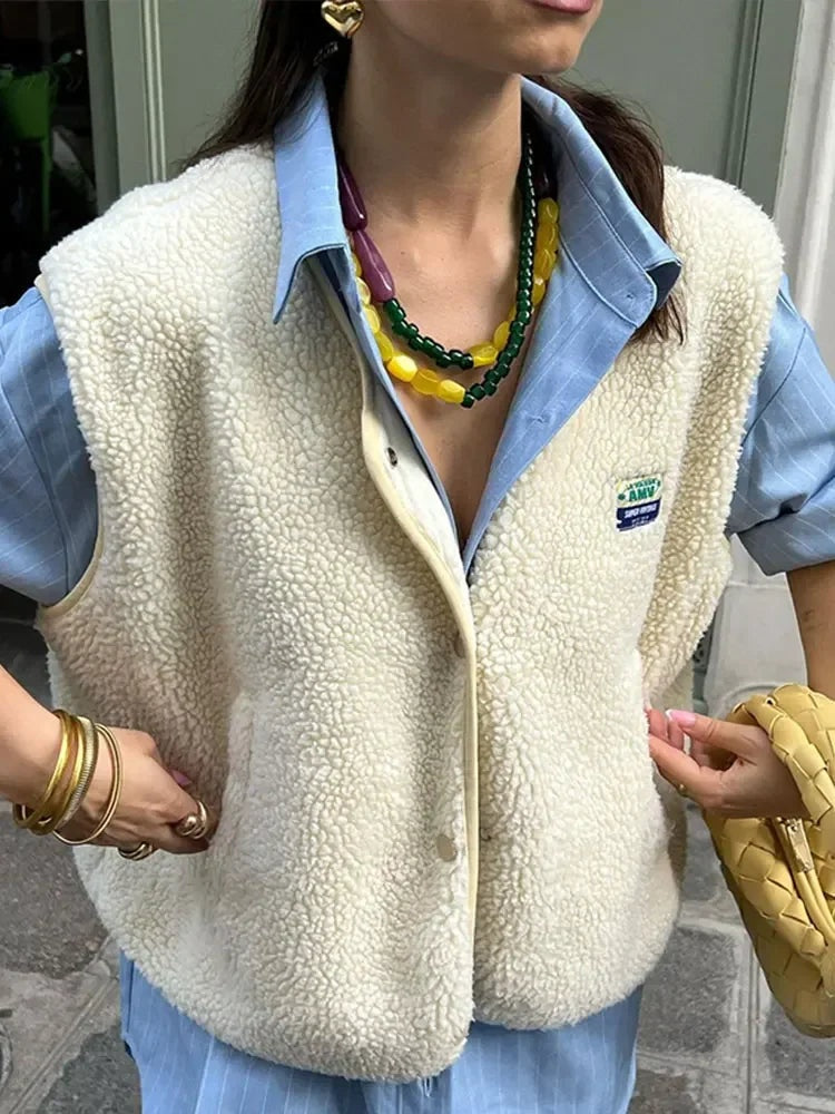 Grace™ | Chaleco de borreguito sin mangas con escote en V