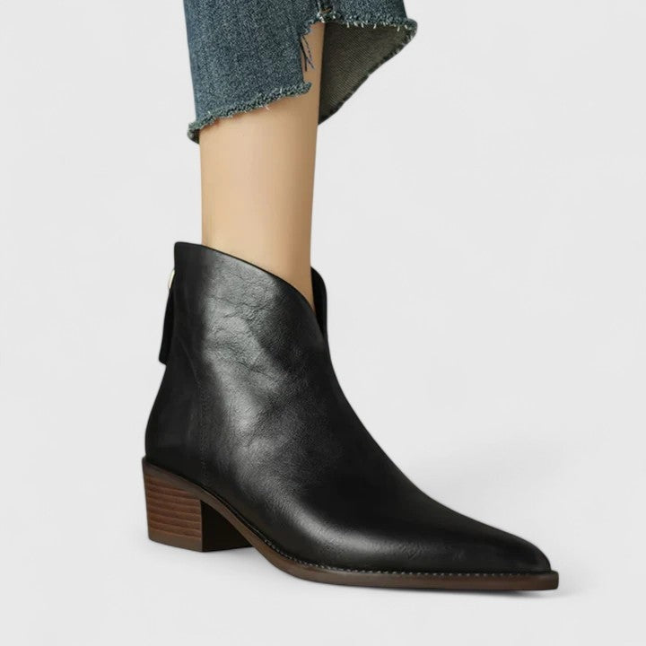 Ashley™ | Botines camperos de piel planos con punta fina