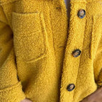 Willow™ | Chaqueta corta de borreguito con solapa y botones