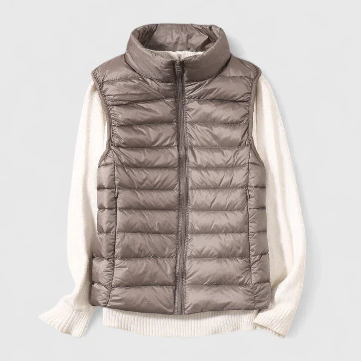 Emily™ | Chaleco acolchado ultraligero sin mangas con cuello alto