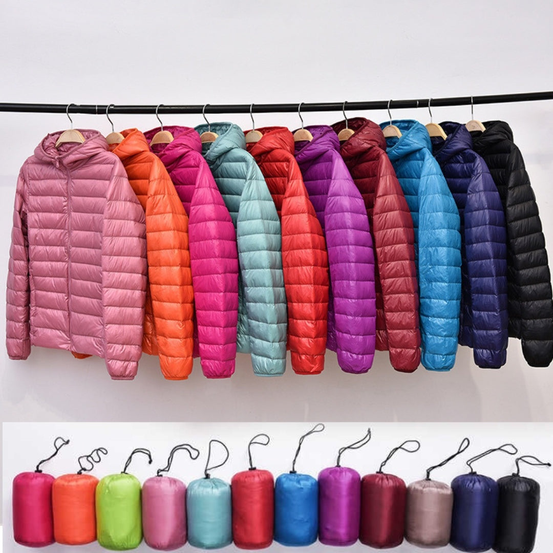 Madeline™ | Chaqueta acolchada ligera plegable con capucha