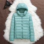 Madeline™ | Chaqueta acolchada ligera plegable con capucha
