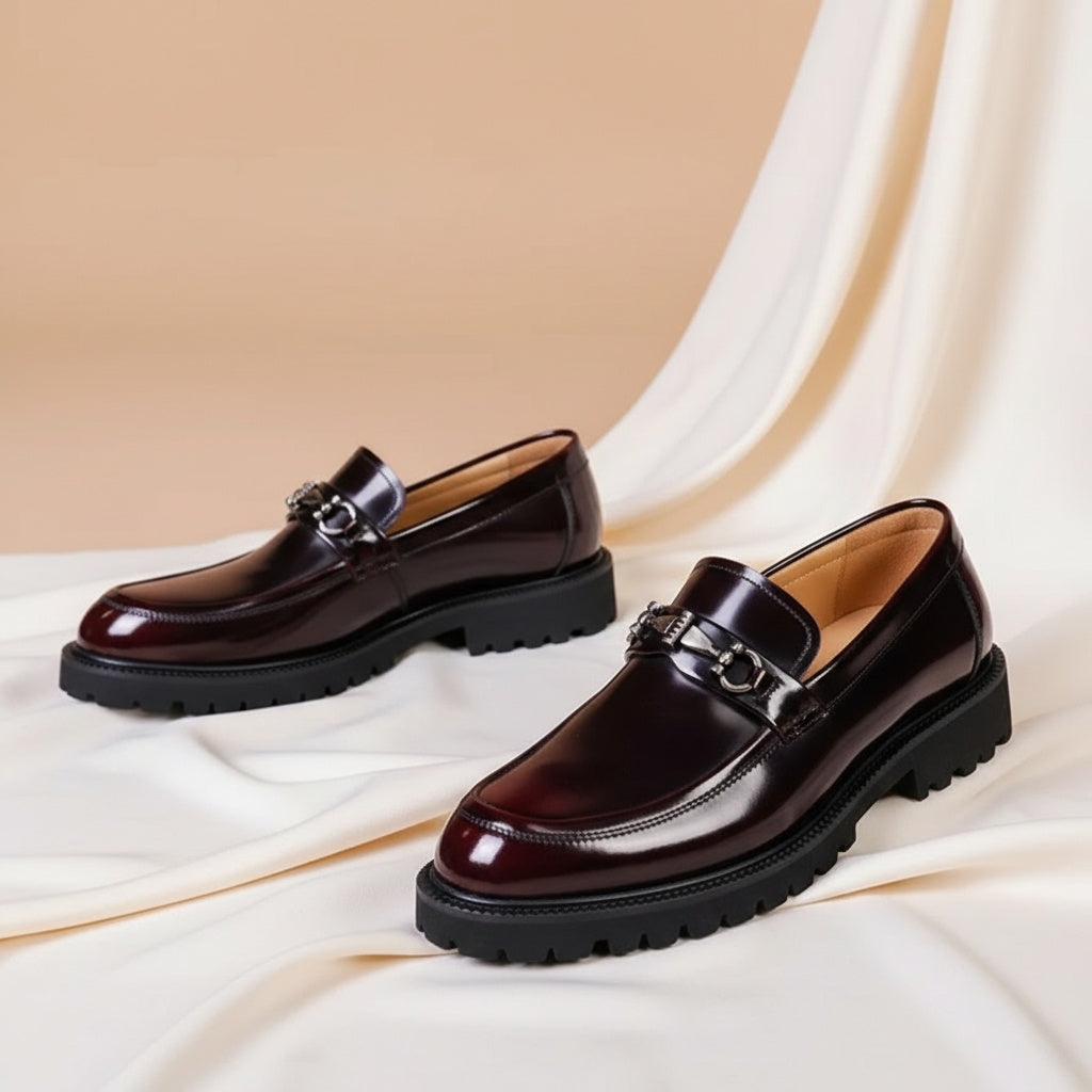 Roland™ | Mocasines de piel con hebilla y suela track