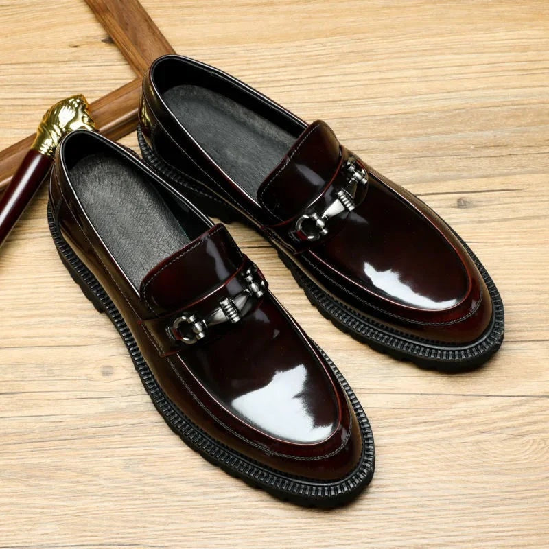 Roland™ | Mocasines de piel con hebilla y suela track