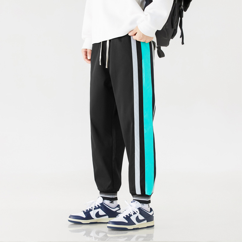 Frank™ | Jogger deportivo con rayas laterales y cintura elástica