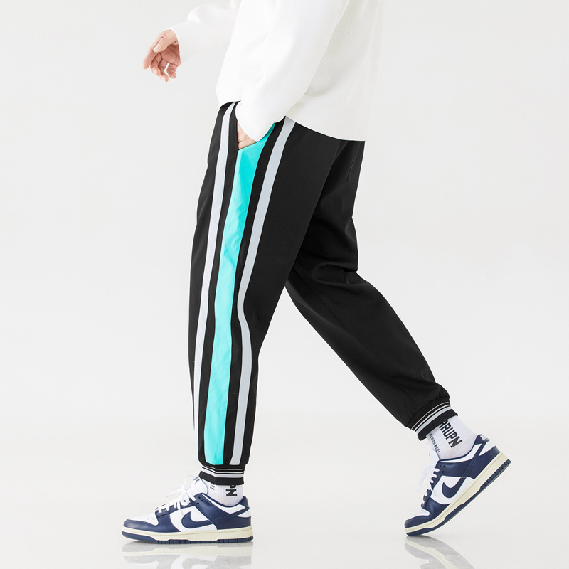 Frank™ | Jogger deportivo con rayas laterales y cintura elástica