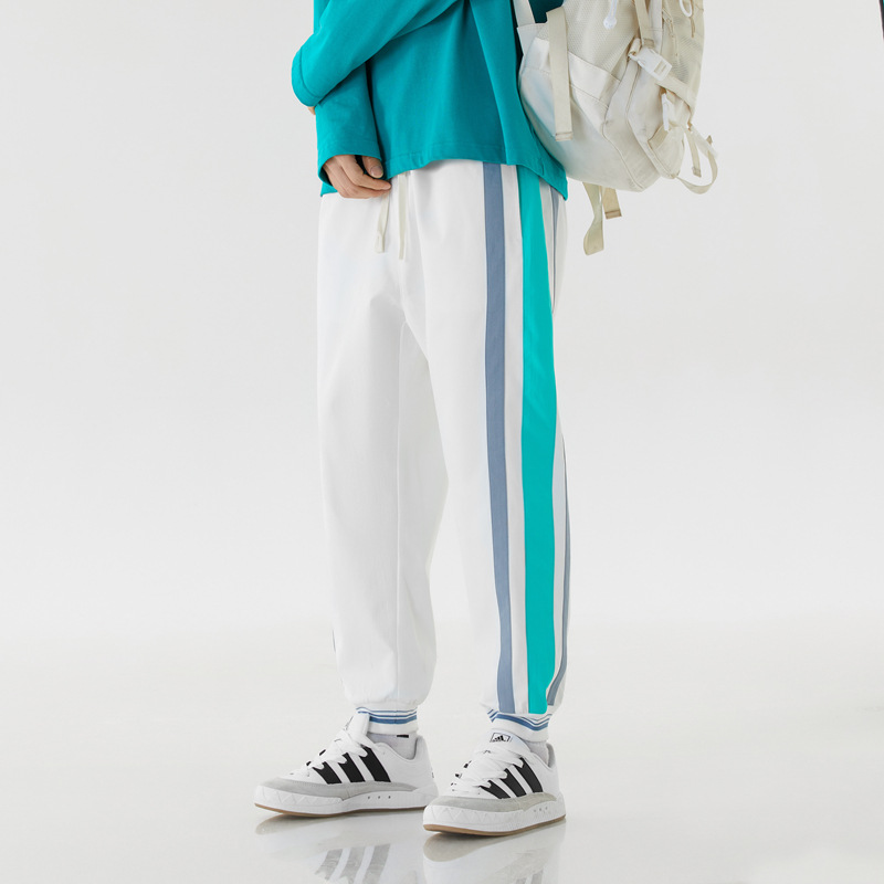 Frank™ | Jogger deportivo con rayas laterales y cintura elástica