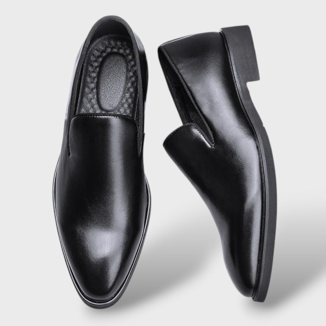 Victor™ | Mocasines de piel con puntera afilada
