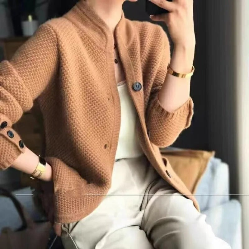 Elena™ | Chaqueta de punto texturizado con escote en V y botones