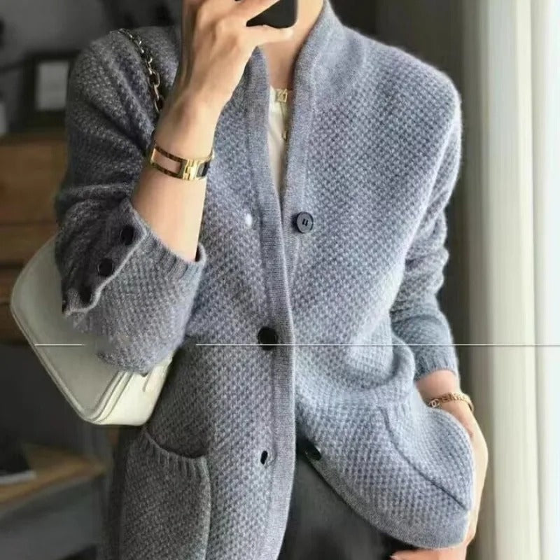 Elena™ | Chaqueta de punto texturizado con escote en V y botones