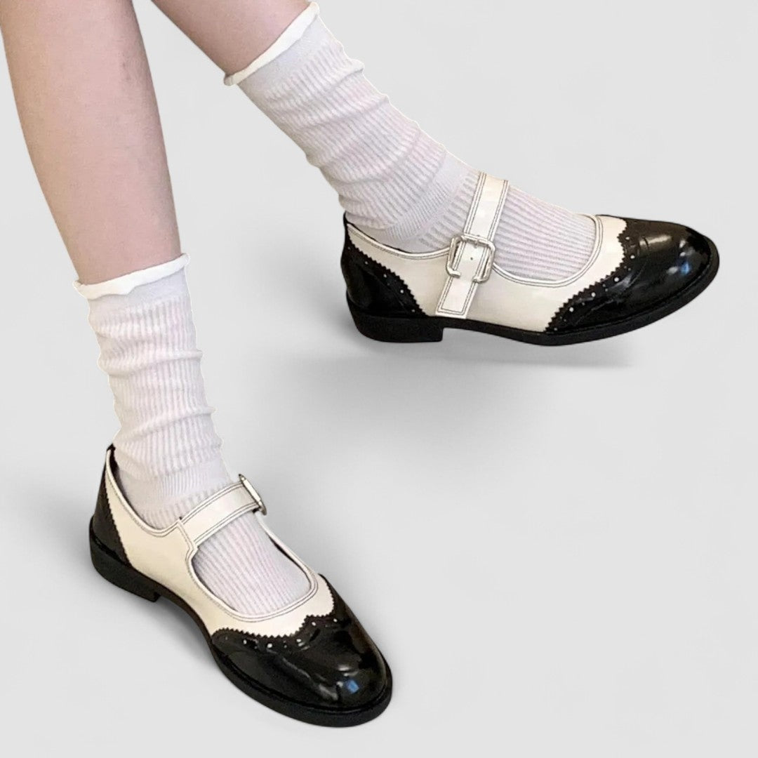 Nadia™ | Zapatos Mary Jane de charol con detalle brogue