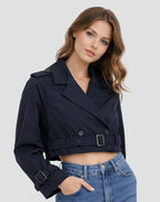 Reagan™ | Gabardina corta cruzada con cinturón