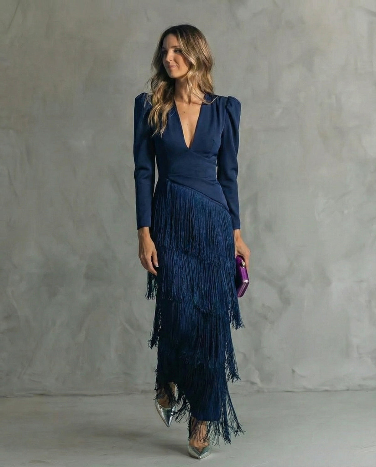 Bella™ | Vestido largo de invitada de invierno con flecos y manga larga