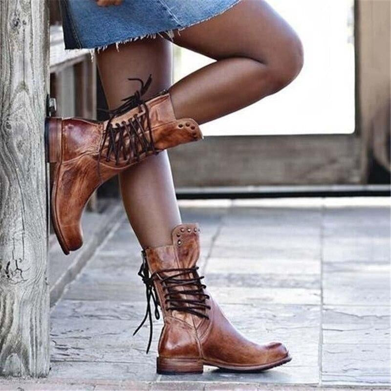 Megan™ | Botas militares con cordones a media caña y tacón bajo
