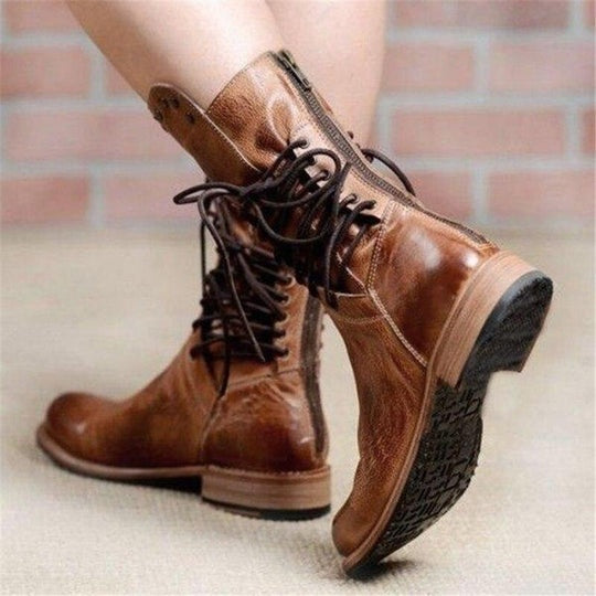 Megan™ | Botas militares con cordones a media caña y tacón bajo