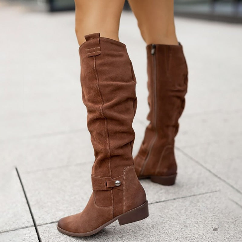 Camille™ | Botas altas de ante con caña fruncida