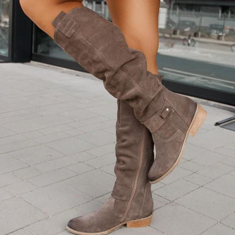Camille™ | Botas altas de ante con caña fruncida