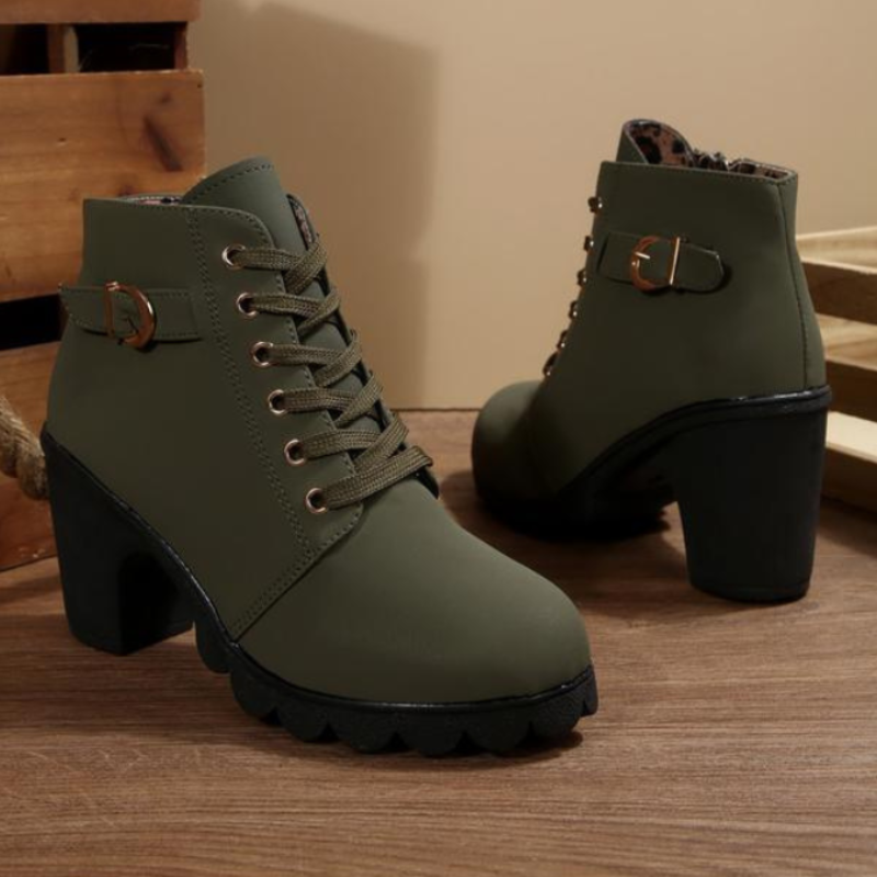 Eloise™ | Botines con cordones, tacón ancho y hebilla