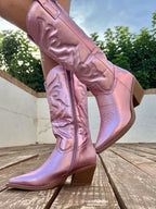 Gemma™ | Botas camperas altas bordadas
