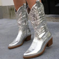 Gemma™ | Botas camperas altas bordadas
