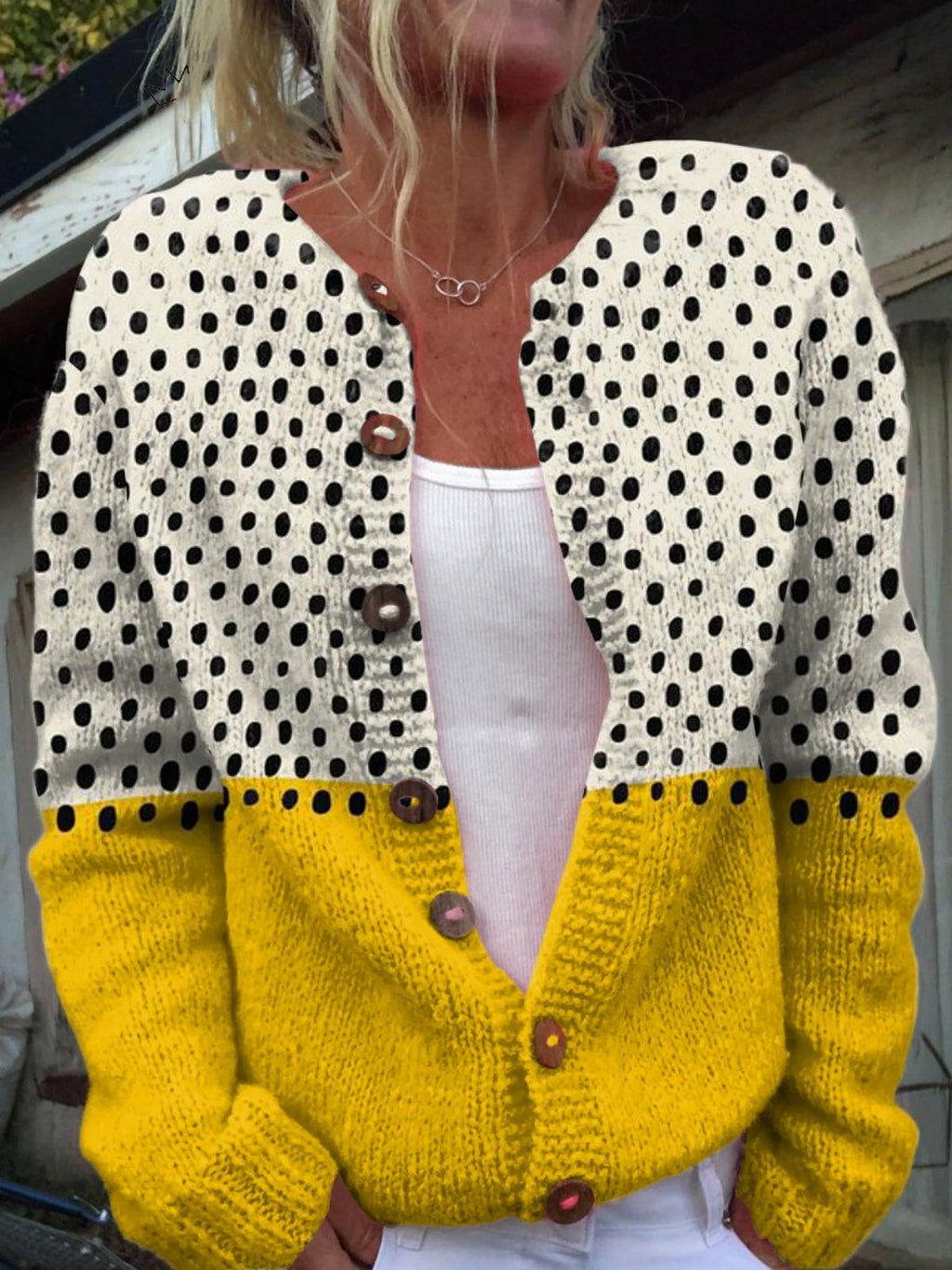 Mia™ | Chaqueta de punto con estampado floral y botones