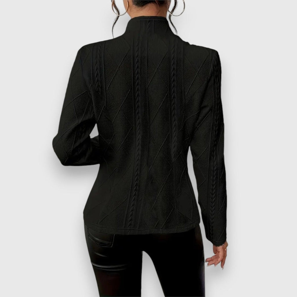 Abigail™ | Jersey de cuello alto con punto de ochos entallado