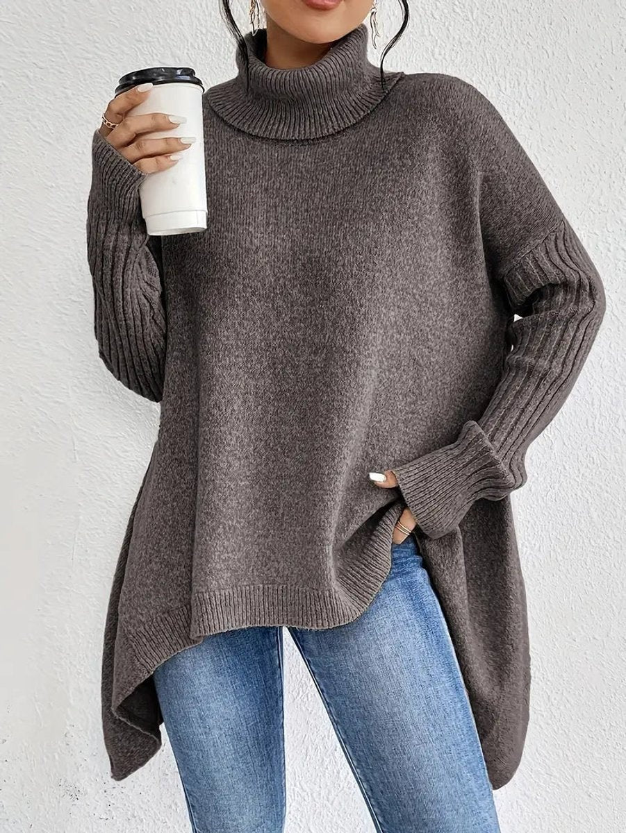 Emily™ | Jersey de punto oversize con cuello alto asimétrico