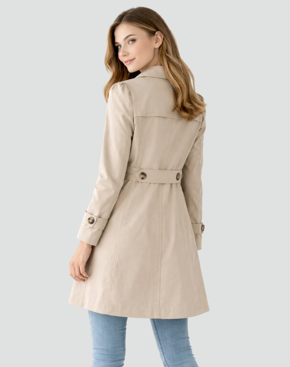 Nora™ | Gabardina larga entallada con solapas y botones