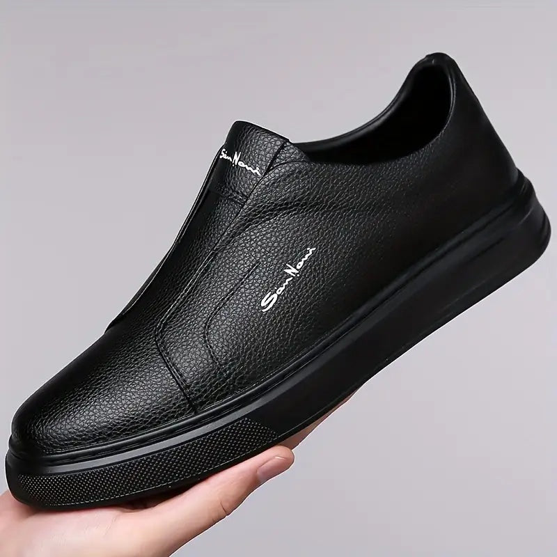 Ryan™ | Zapatillas sin cordones de piel vegana