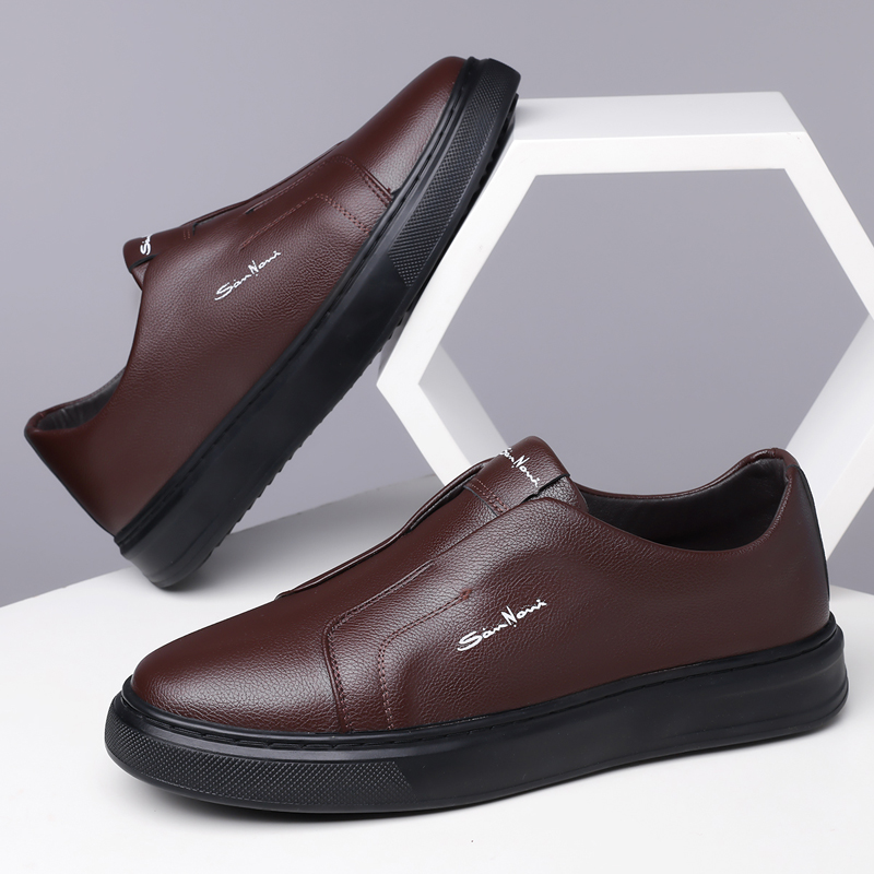Ryan™ | Zapatillas sin cordones de piel vegana