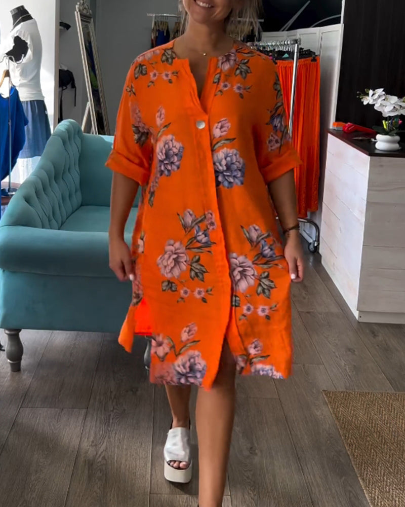 Vestido estampado con botones y escote en V