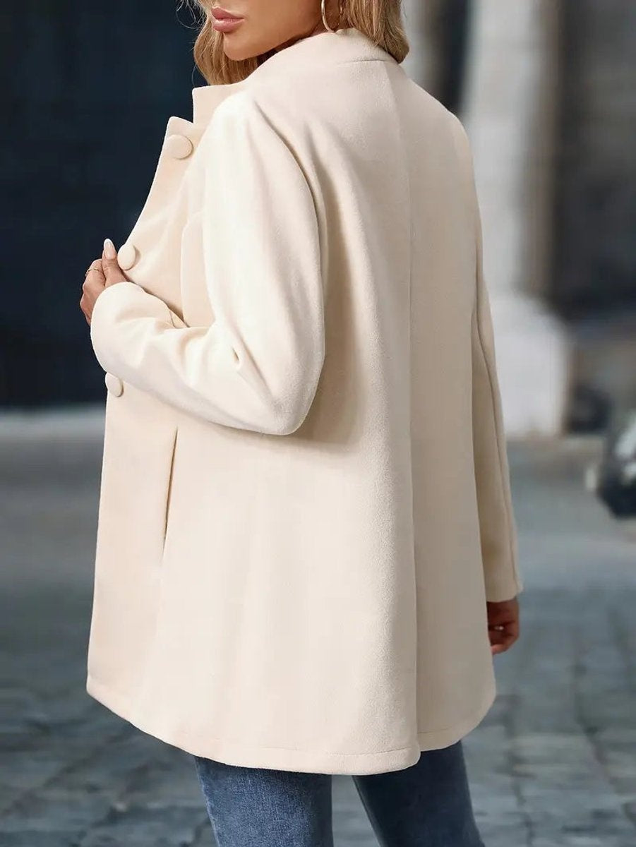 Kelsey™ | Abrigo corto elegante con cuello mao entallado