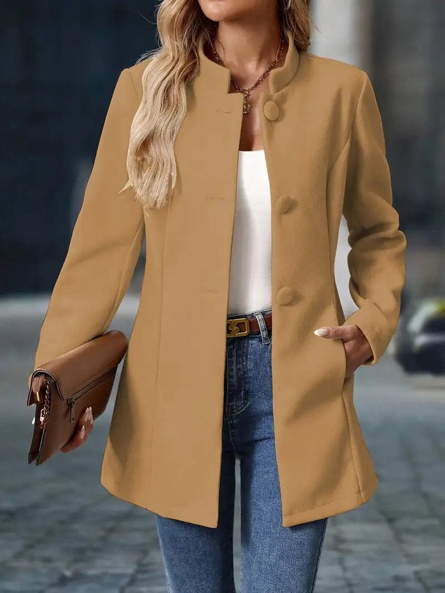 Kelsey™ | Abrigo corto elegante con cuello mao entallado