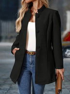 Kelsey™ | Abrigo corto elegante con cuello mao entallado