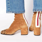 Josie™ | Botines de ante con estampado leopardo y tacón de bloque