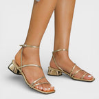 Eden™ | Sandalias de tacón ancho con tiras cruzadas