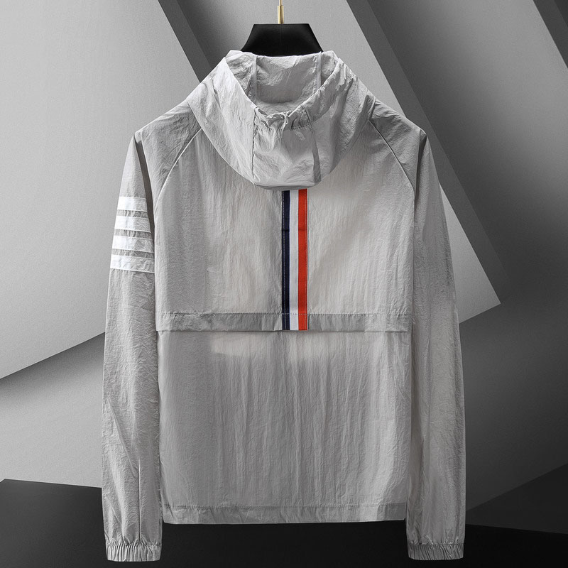 Dylan™ | Chaqueta varsity cortavientos con capucha