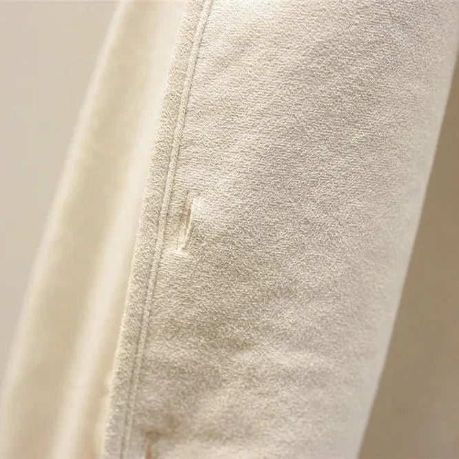 Zoey™ | Chaleco de borreguito con cuello en V y botones