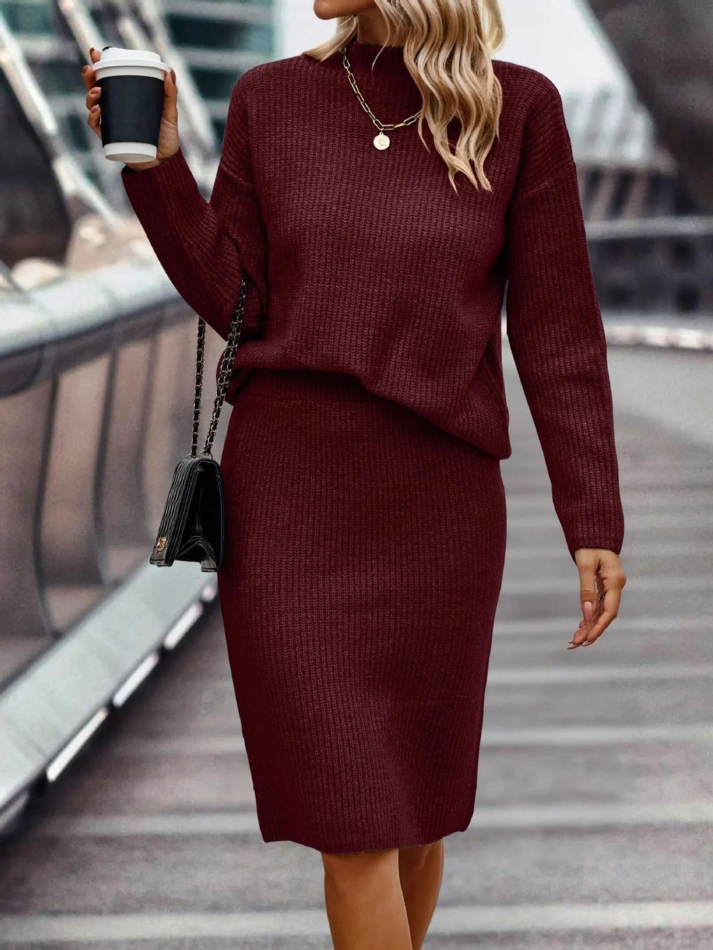 Claire™ | Conjunto de punto: jersey de cuello alto y falda midi