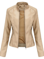 Mabel™ | Chaqueta motera de piel sintética con cuello mao